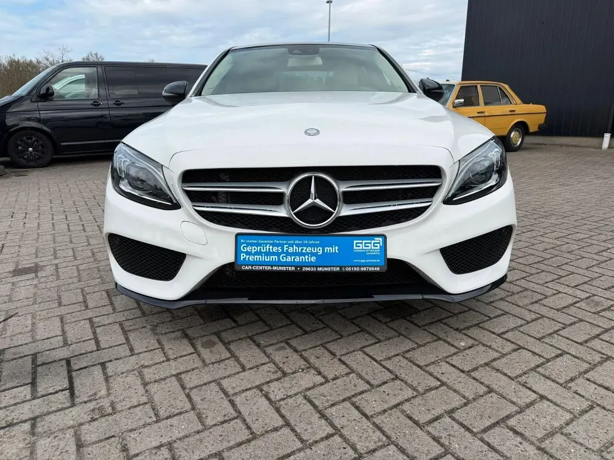 Gebraucht Mercedes C300 245 PS (180 kW) 2017 Weiß Kombi