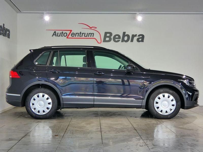 Gebraucht VW Tiguan Life 150 PS (110 kW) 2022 Deep black perleffekt SUV