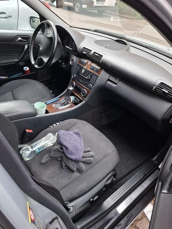 Gebraucht Mercedes C200 122 PS (89 kW) 2005 Silber Kombi