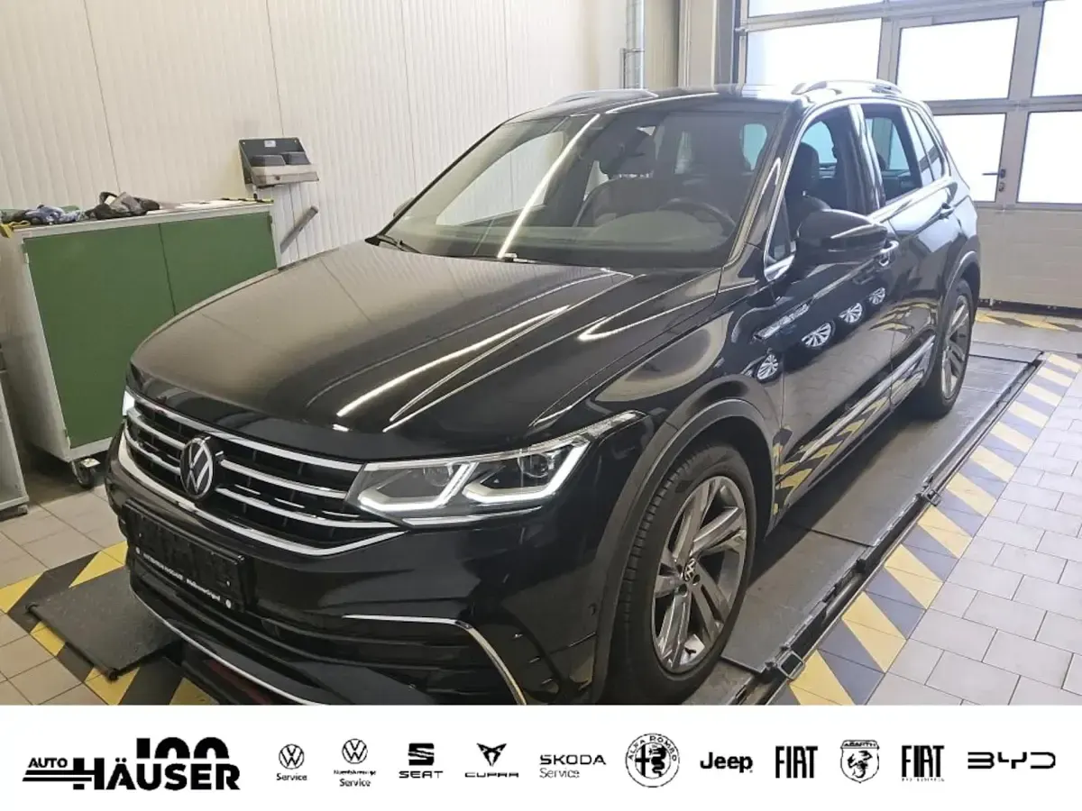 Gebraucht VW Tiguan R-line 150 PS (110 kW) 2023 SUV