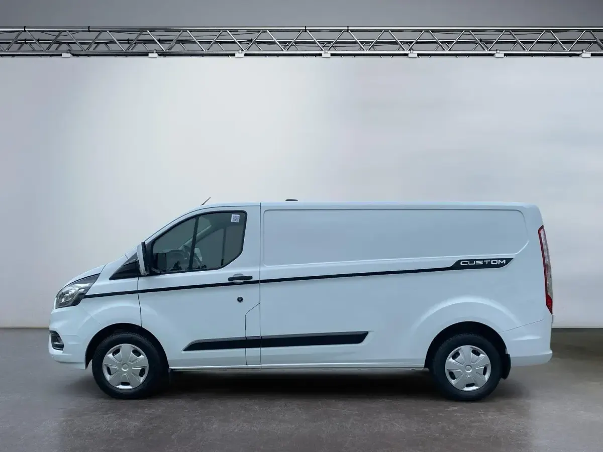 Gebraucht Ford Transit Custom Trend 131 PS (96 kW) 2019 Frostweiß Limousine