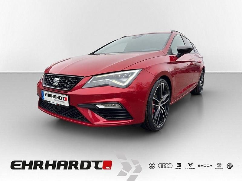 Gebraucht Seat Leon 4Drive 300 PS (220 kW) 2018 Rot Limousine