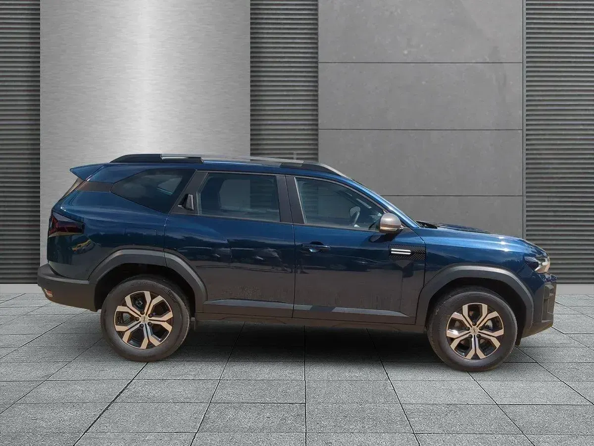 Neu Dacia Bigster Expression 158 PS (116 kW) 2026 Indigoblau SUV