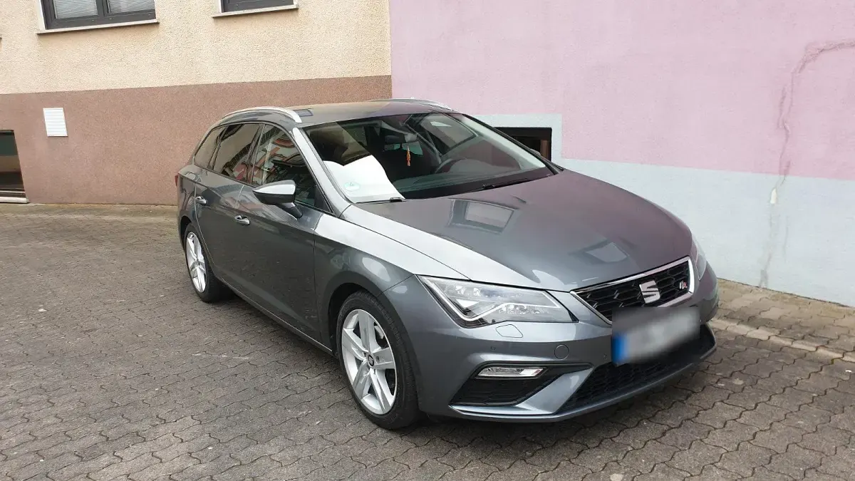 Usata Seat Leon 150 CV (110 kW) 2018 Grigio Station wagon