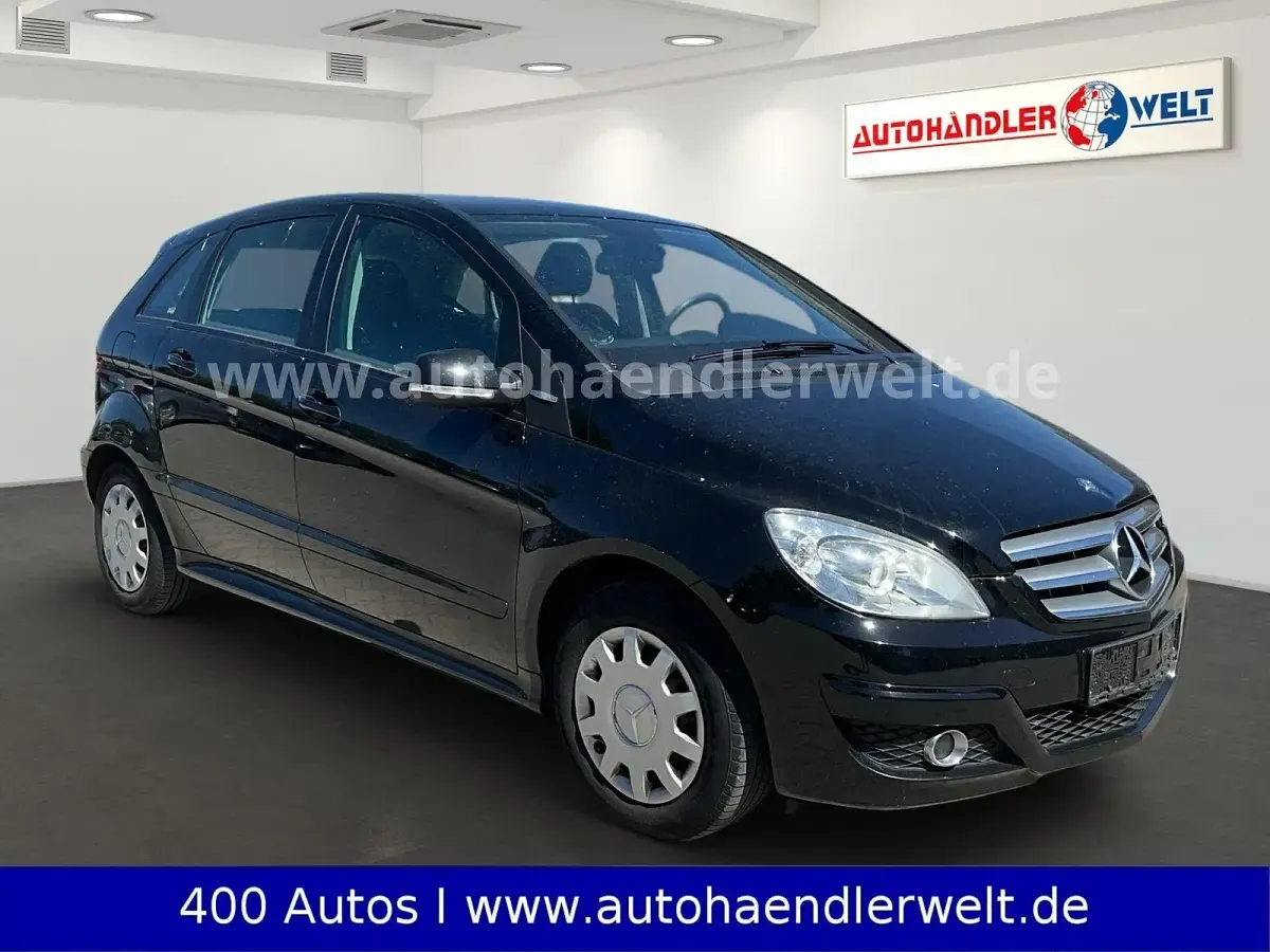 Gebraucht Mercedes B160 95 PS (69 kW) 2011 Schwarz Kleinwagen