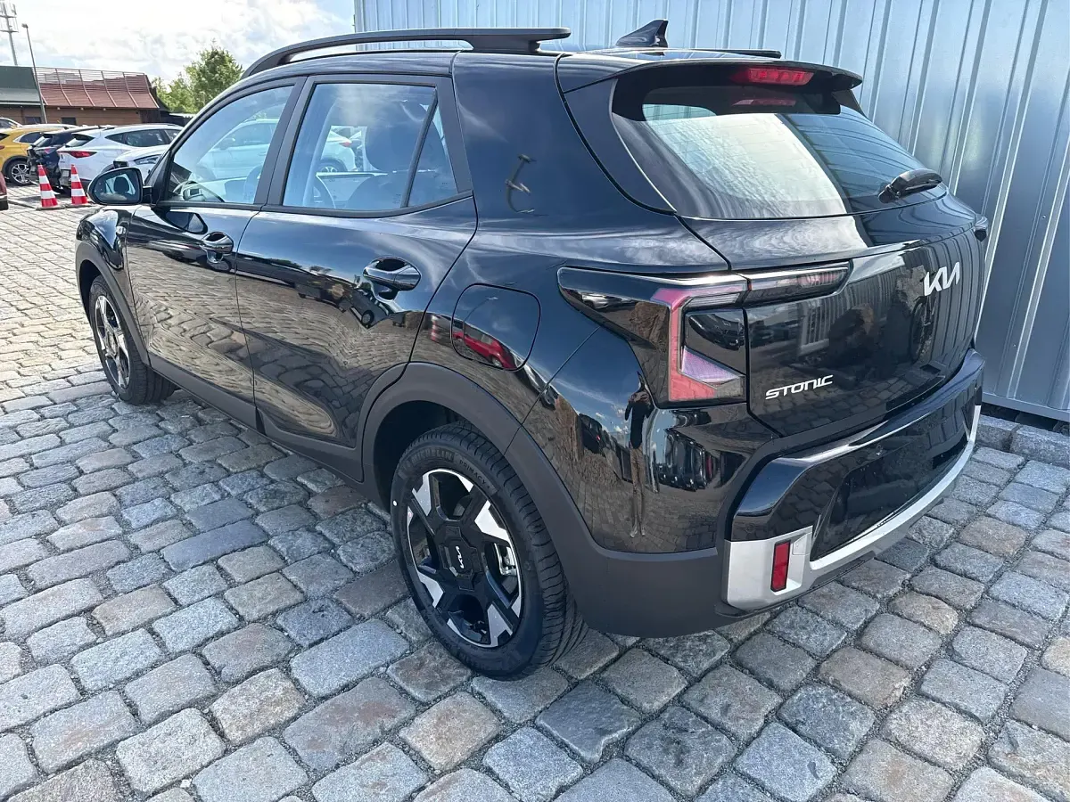 Nouvelle Kia Stonic Style 101 ch (74 kW) 2026 Noir SUV