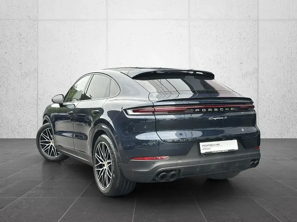 Gebraucht Porsche Cayenne 475 PS (349 kW) 2024 Blau SUV