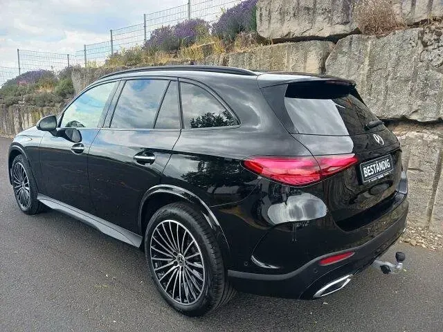 Gebraucht Mercedes GLC450 367 PS (269 kW) 2025 Obsidianschwarz SUV