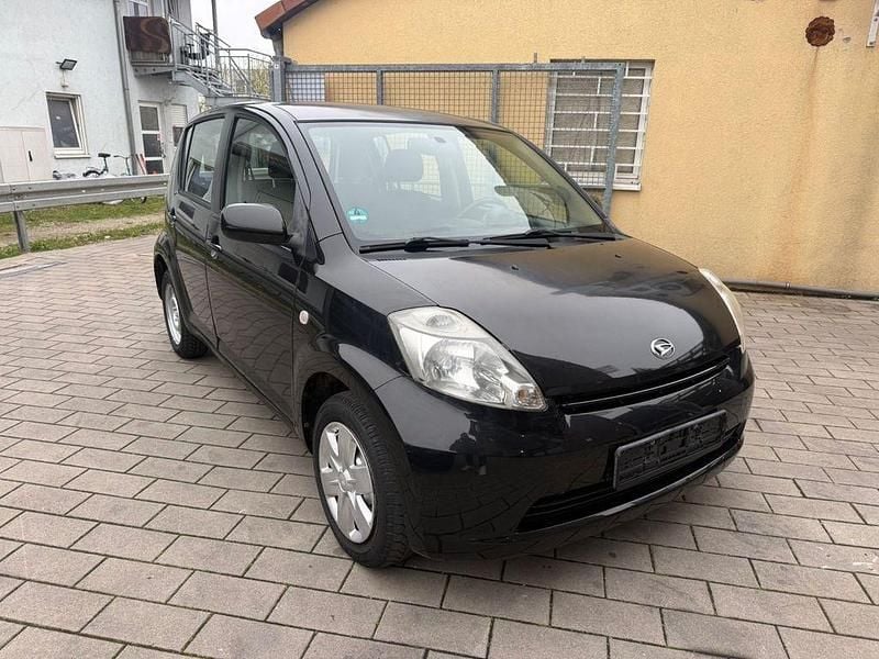 Gebraucht Daihatsu Sirion 87 PS (63 kW) 2006 Schwarz Kleinwagen