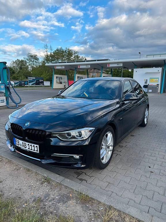 Gebraucht BMW 328 Luxury Line 245 PS (180 kW) 2012 Schwarz Limousine