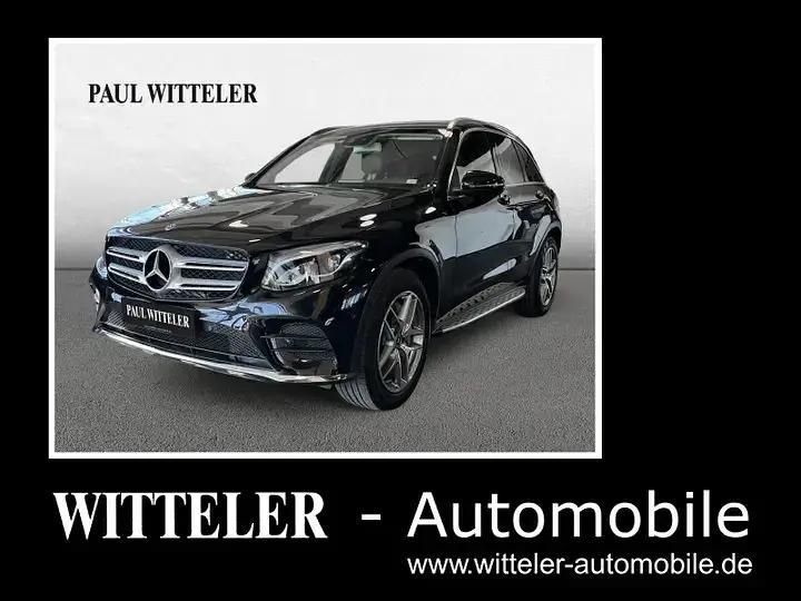 Grau Gebraucht 2018 Mercedes GLC300 AMG line SUV | 37.990 € (Fairer Preis) - Bild 1/4
