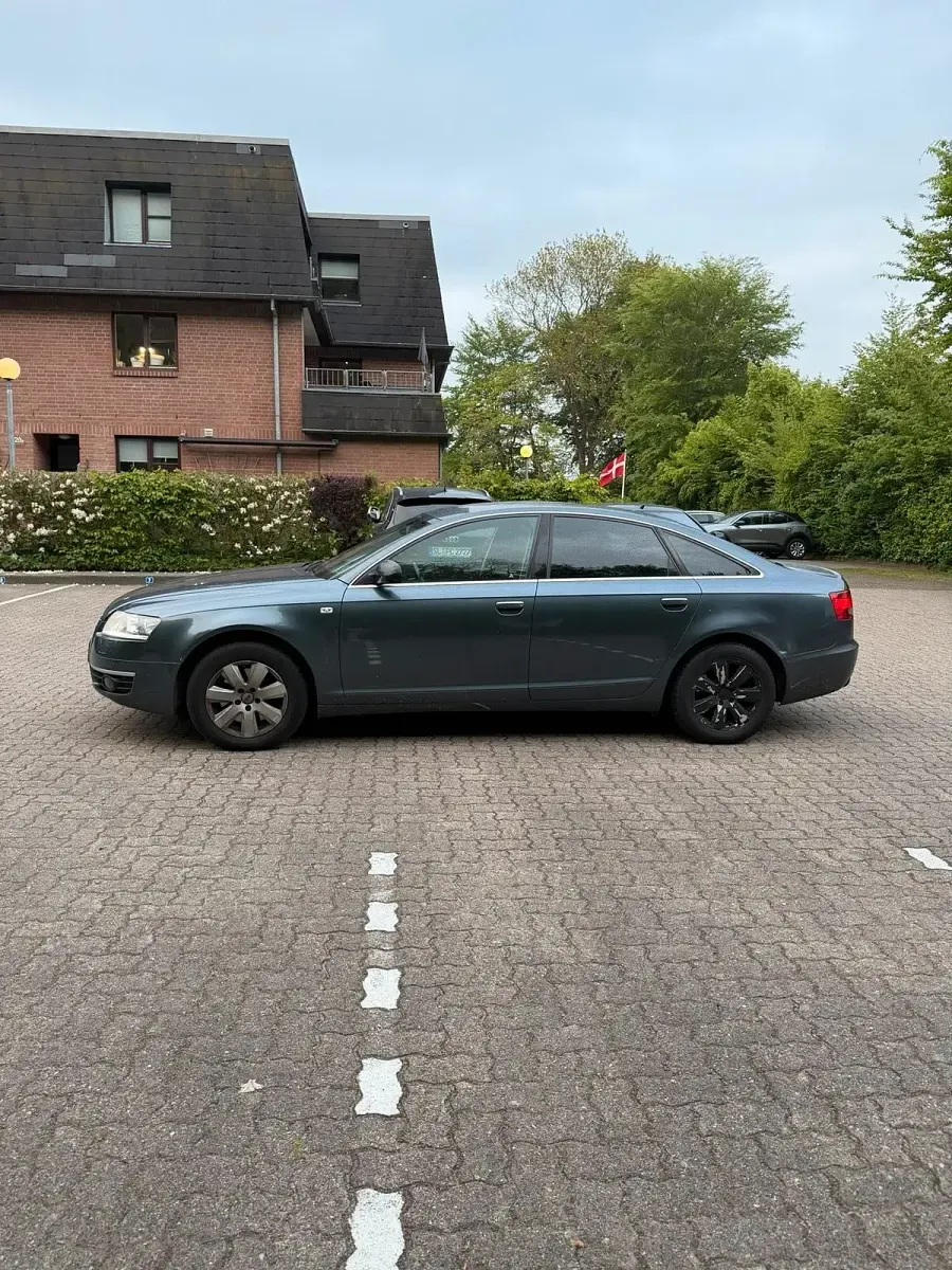 Używany Audi A6 180 KM (132 kW) 2006 Niebieski Sedan/Limuzyna