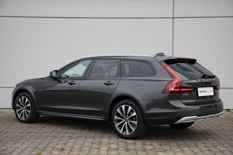 Usata Volvo V90 CC Plus 235 CV (172 kW) 2023 Grigio Station wagon
