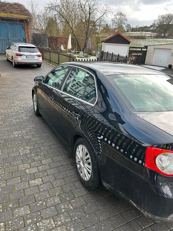 Gebraucht VW Jetta 150 PS (110 kW) 2006 Schwarz Limousine