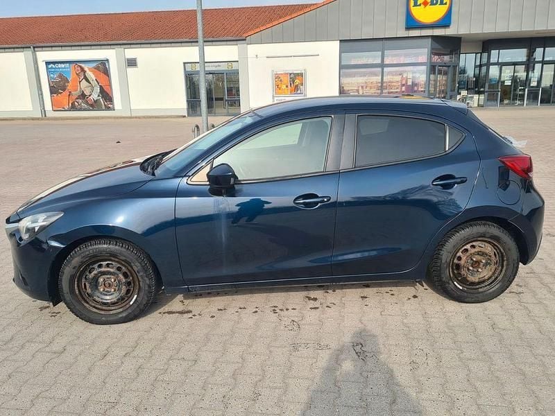 Gebraucht Mazda 2 Center-Line 105 PS (77 kW) 2015 Blau Limousine