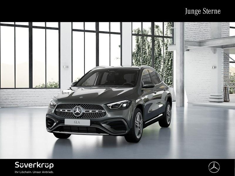 Graulack mountaingrau (metallic) Gebraucht 2024 Mercedes GLA200 AMG SUV | 42.390 € (Fairer Preis) - Bild 1/4