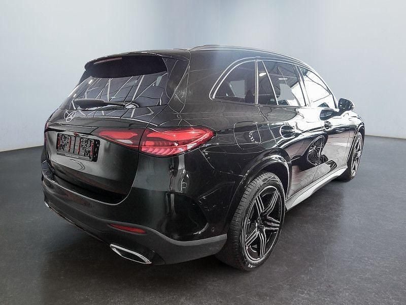 Gebraucht Mercedes GLC300 AMG 258 PS (189 kW) 2025 Schwarz SUV