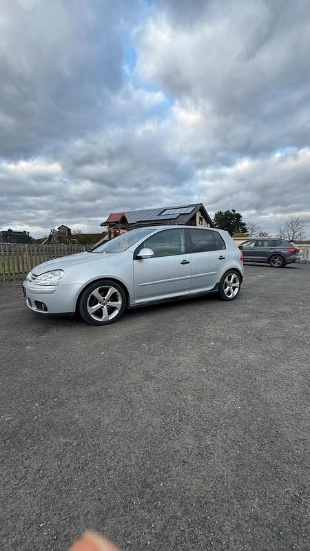 Gebraucht VW Golf IV 105 PS (77 kW) 2006 Silber Limousine