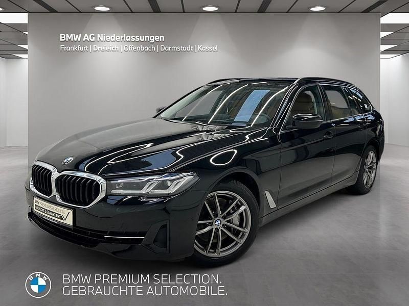 Schwarz Gebraucht 2022 BMW 540 Limousine | 43.880 € (Guter Preis) - Bild 1/4