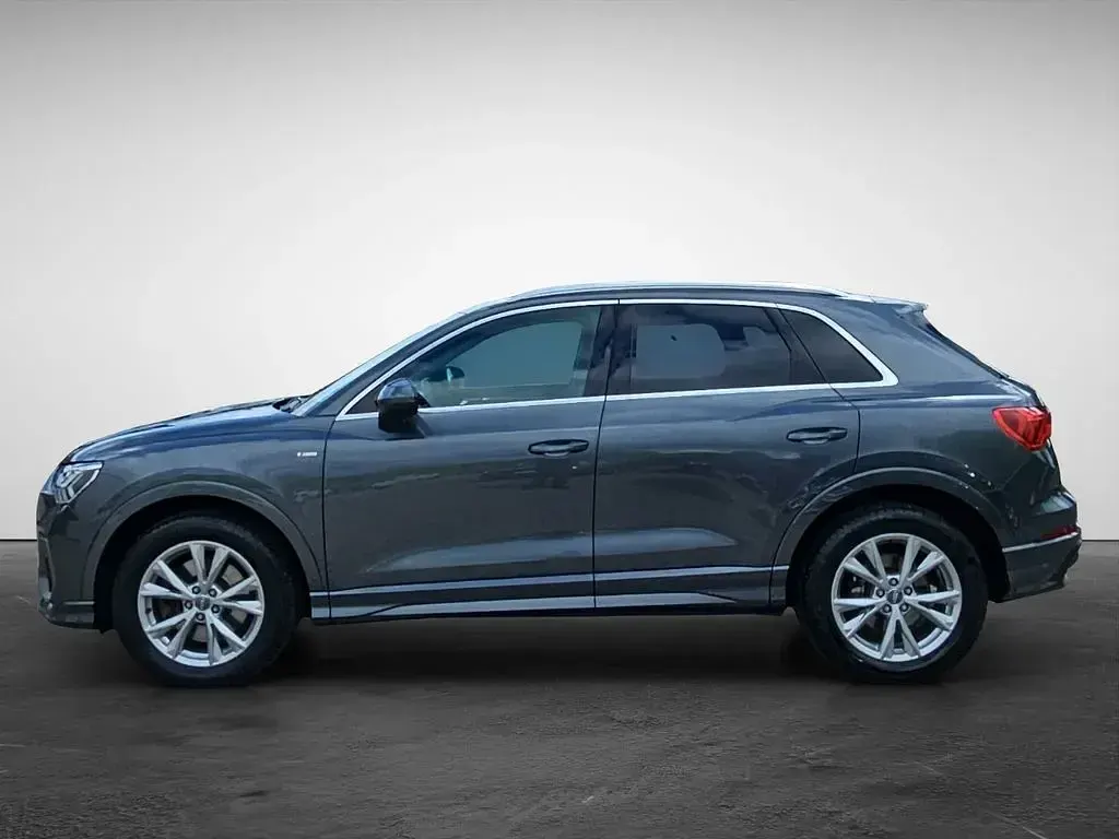 Gebraucht Audi Q3 Ambiente 190 PS (139 kW) 2019 Daytonagrau perleffekt SUV