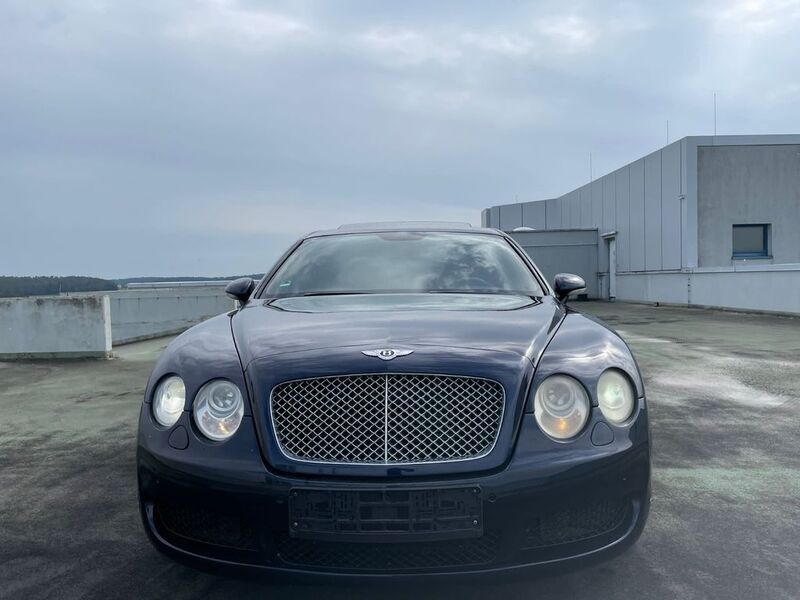 Gebraucht Bentley Continental Flying Spur 559 PS (411 kW) 2007 Blau Limousine