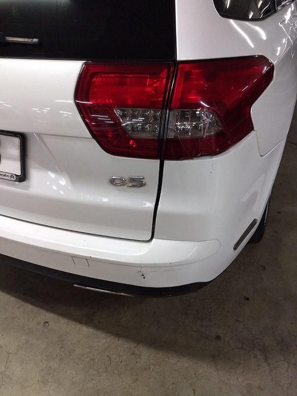 Weiß Gebraucht 2012 Citroën C5 Exclusive Kombi | 5.300 € (Fairer Preis) - Bild 1/4