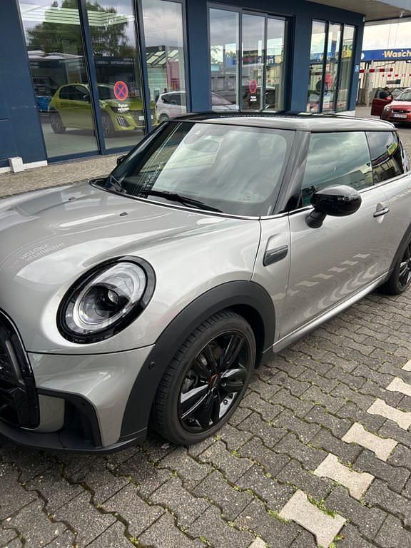 Grau Gebraucht 2023 Mini John Cooper Works Kleinwagen | 25.100 € (Superpreis) - Bild 1/4