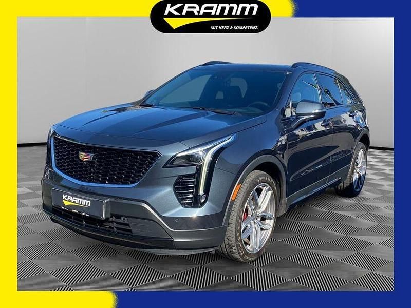Grau Gebraucht 2021 Cadillac XT4 SUV | 30.800 € (Fairer Preis) - Bild 1/4