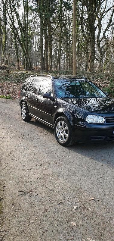 Gebraucht VW Golf IV 101 PS (74 kW) 2003 Schwarz Kombi