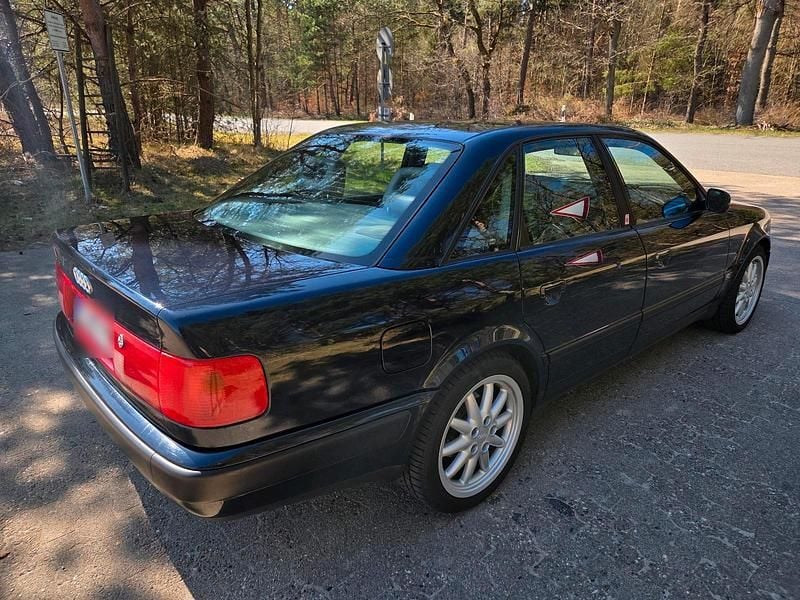 Usado Audi 100 230 HP (169 kW) 1994 Azul Sedan