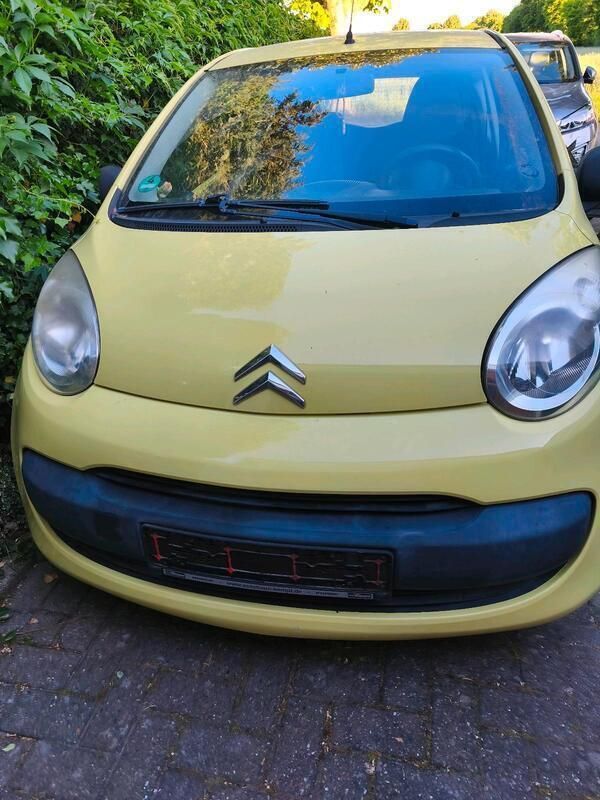 Gelb Gebraucht 2007 Citroën C1 Kleinwagen | 650 € (Superpreis) - Bild 1/4