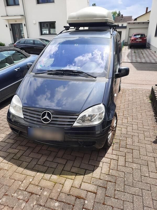 Schwarz Gebraucht 2003 Mercedes Vaneo Van / Kleinbus | 1.500 € (Guter Preis) - Bild 1/4
