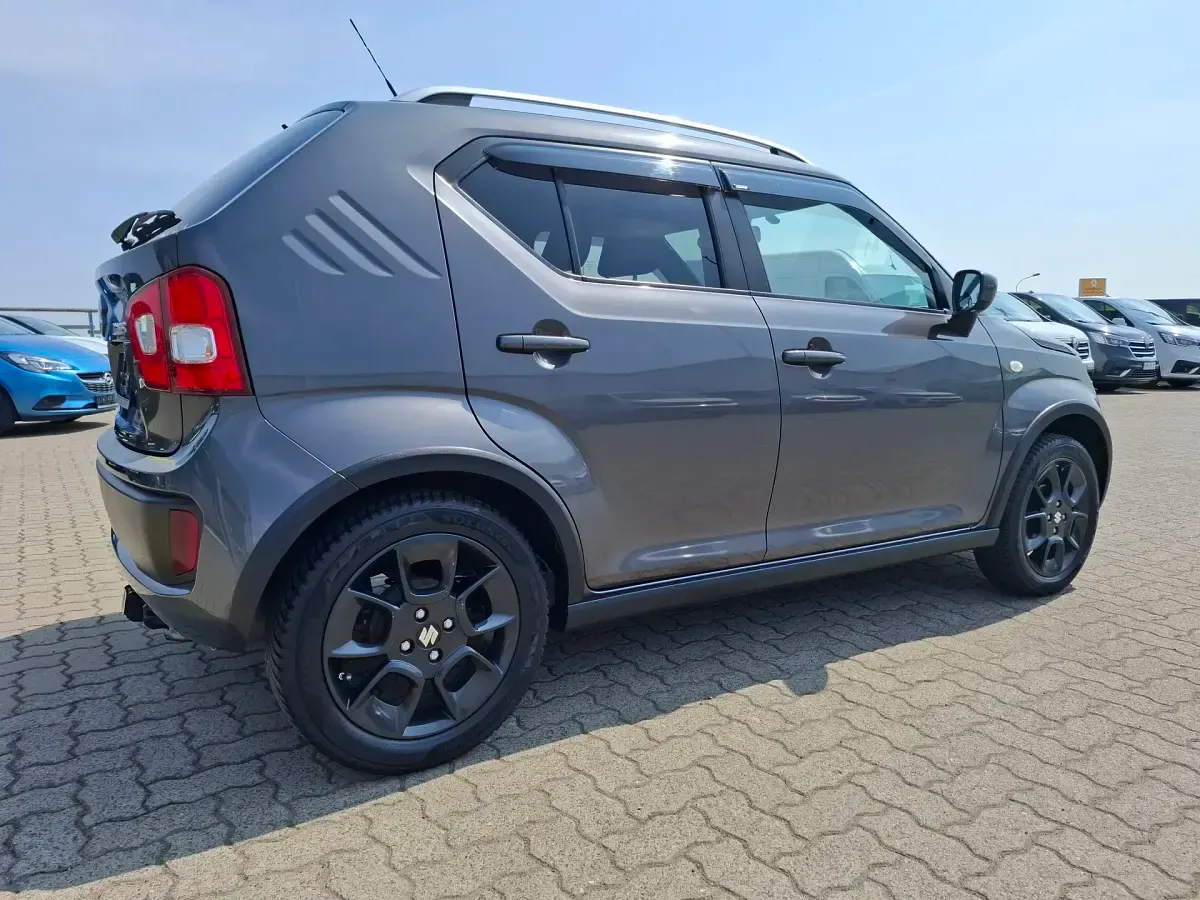 Gebraucht Suzuki Ignis Comfort 90 PS (66 kW) 2017 Grau SUV
