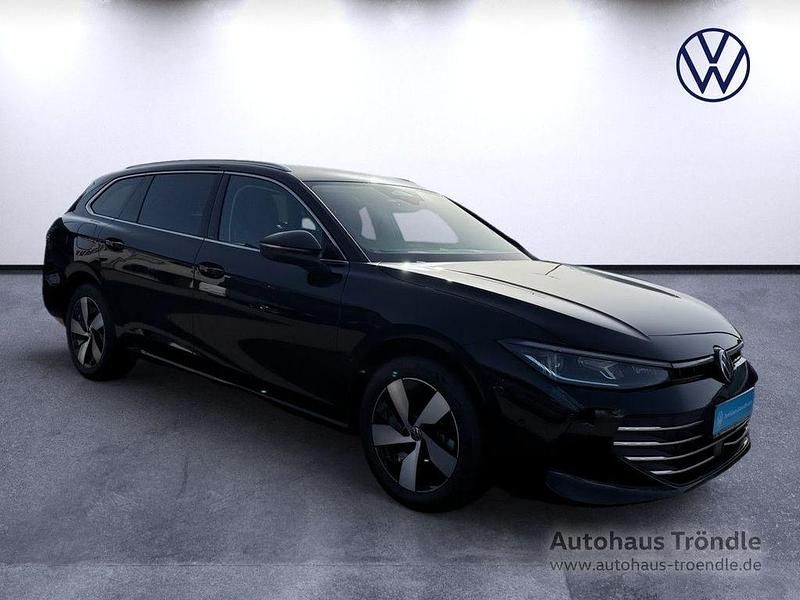 Neu VW Passat Business 150 PS (110 kW) 2026 Schwarz Kombi