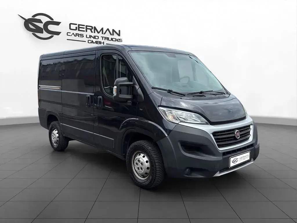 Gebraucht Fiat Ducato 116 PS (85 kW) 2018 Schwarz Van