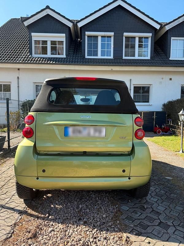 Gebraucht Smart ForTwo Cabrio 70 PS (51 kW) 2011 Grün Cabrio
