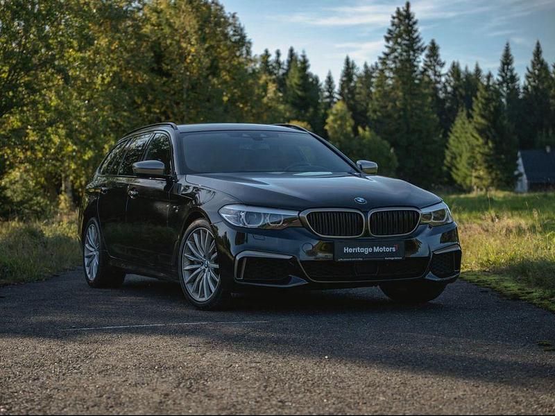 Schwarz Gebraucht 2018 BMW M550 Performance Limousine | 25.450 € - Bild 1/4