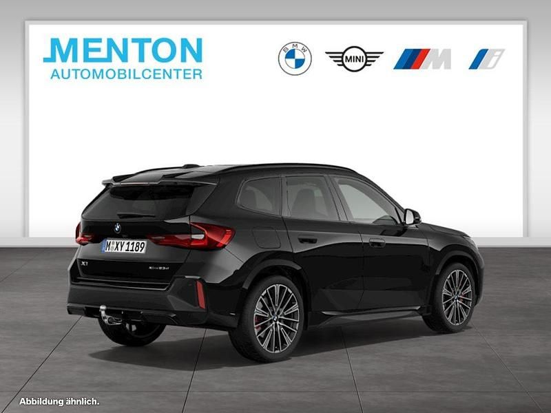 Neu BMW X1 M Sport 211 PS (155 kW) 2025 Schwarz SUV