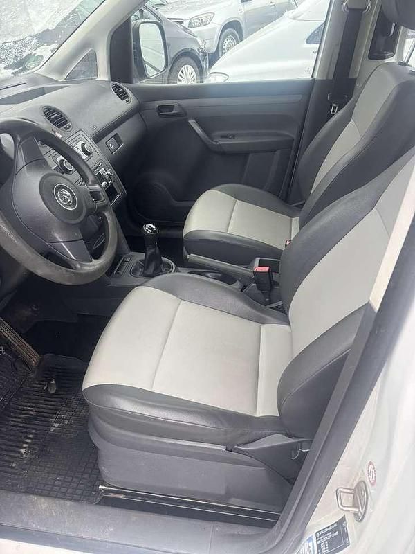 Gebraucht VW Caddy Startline 75 PS (55 kW) 2015 Candyweiß Van / Kleinbus