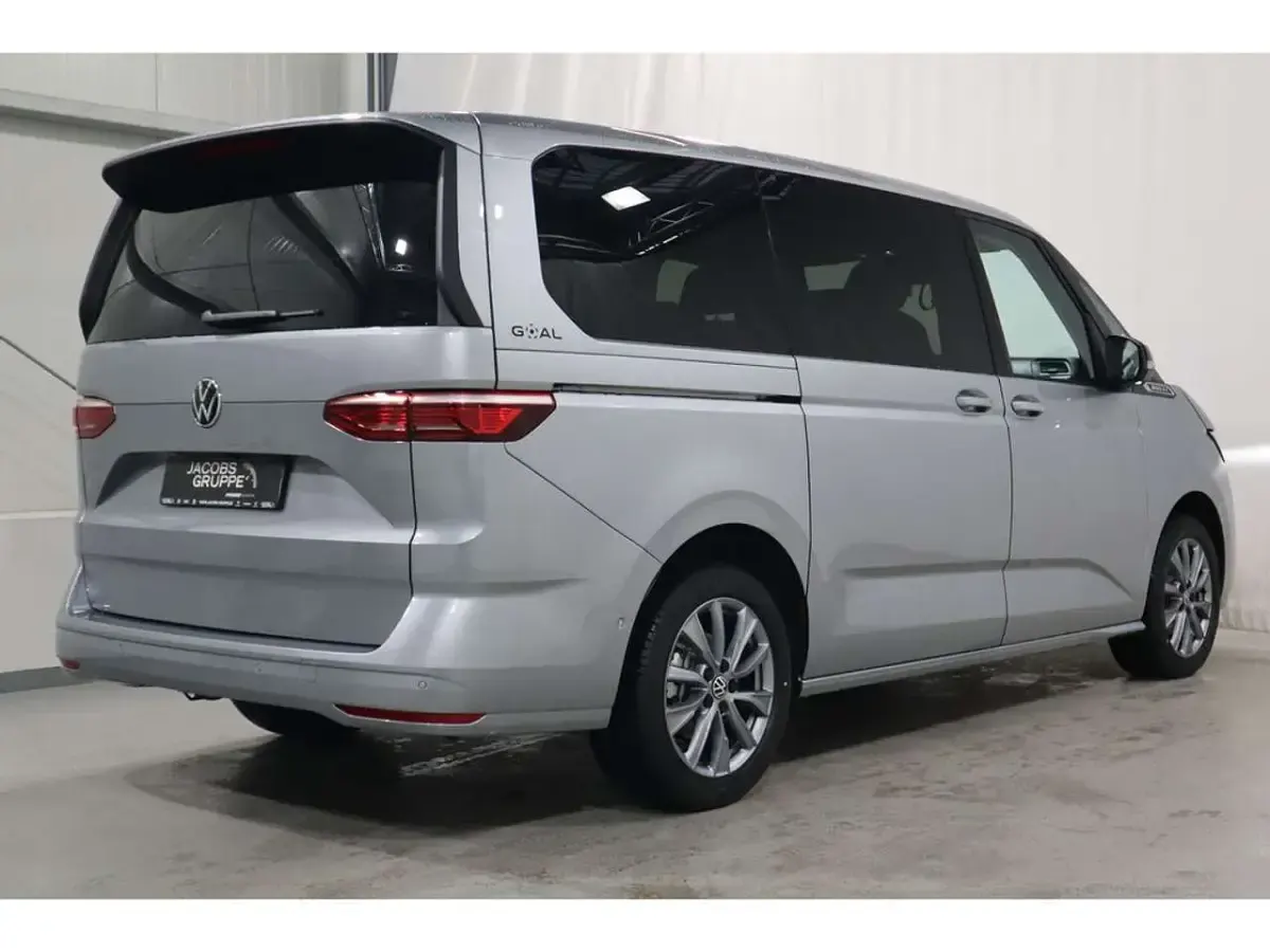 Nowe VW T7 Goal 150 KM (110 kW) 2026 Srebrny Van