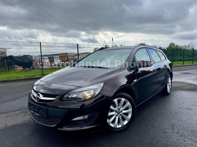 Braun Gebraucht 2014 Opel Astra Active Kombi | 6.699 € (Fairer Preis) - Bild 1/4