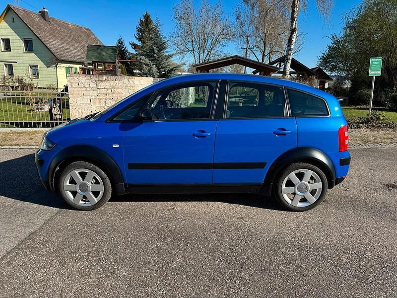 Gebraucht Audi A2 75 PS (55 kW) 2003 Blau Kleinwagen