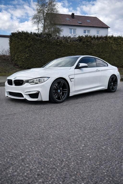 Gebraucht BMW M4 Performance 431 PS (317 kW) 2015 Weiß Coupé