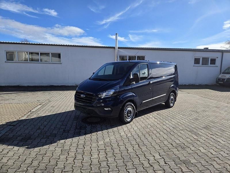 Second-hand Ford Transit Custom 101 CP (74 kW) 2018 Albastru Monovolum