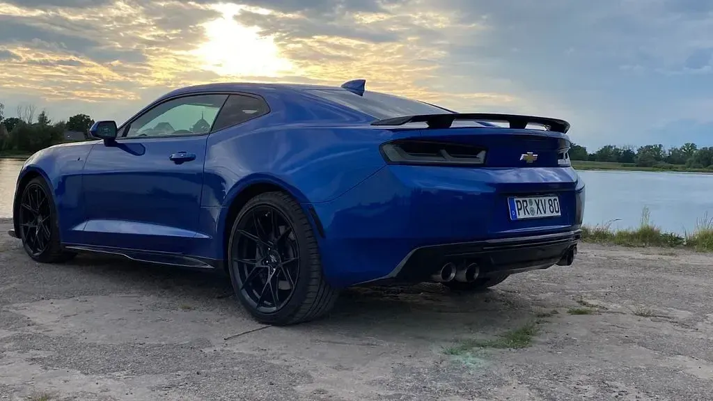 Gebraucht Chevrolet Camaro 453 PS (333 kW) 2016 Blau