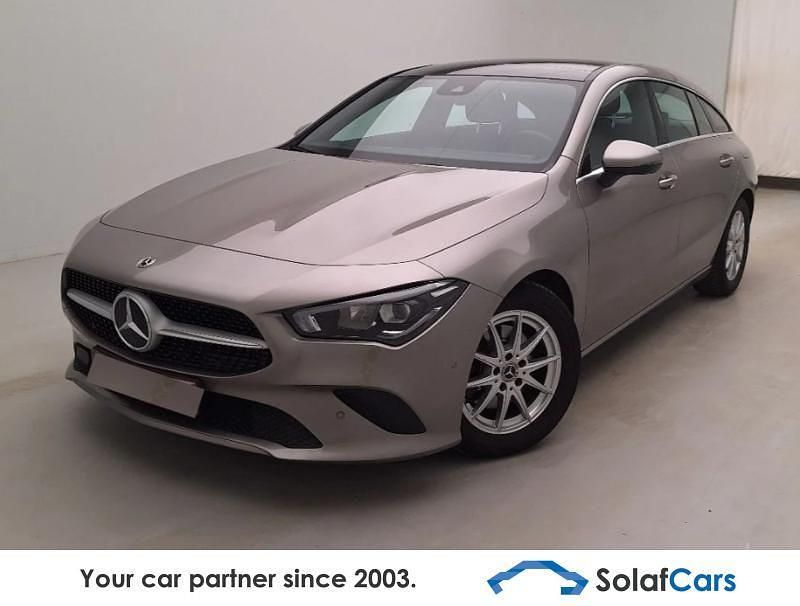 Grau Gebraucht 2020 Mercedes CLA180 Shooting Brake Kombi | 20.449 € (Guter Preis) - Bild 1/4