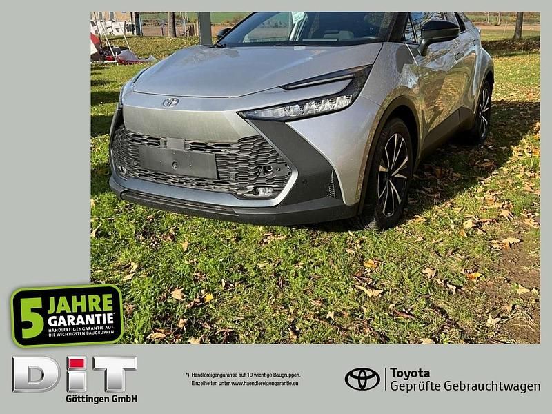 Neu Toyota C-HR 197 PS (144 kW) 2025 Shimmeringsilber SUV