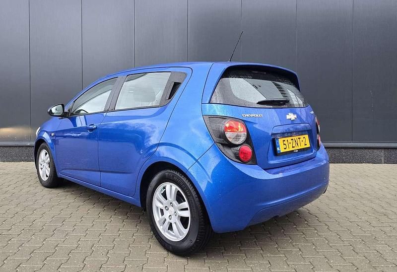 Gebraucht Chevrolet Aveo LT 86 PS (63 kW) 2013 Blau Kleinwagen
