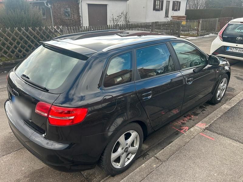 Gebraucht Audi A3 Sportback 125 PS (91 kW) 2008 Schwarz Kleinwagen