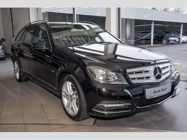 Gebraucht Mercedes C180 Avantgarde 156 PS (114 kW) 2011 Schwarz Kombi